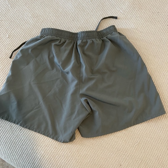 ASICS shorts - Picture 2 of 2